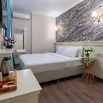 Valide Hotel